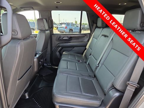 Used 2025 Chevrolet Tahoe Z71 AWD/4WD image 11