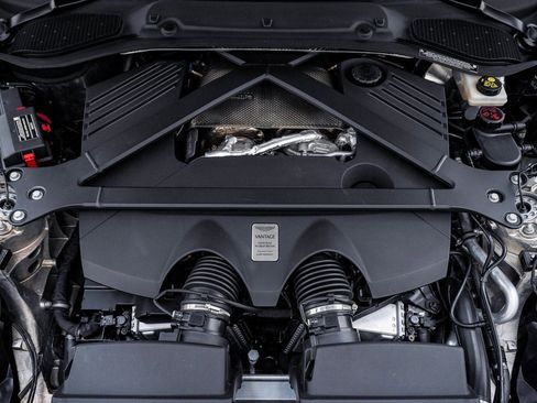 Used 2026 Aston Martin V8 Vantage Roadster image 37