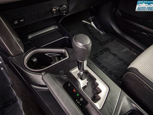 Used 2018 Toyota RAV4 XLE image 20