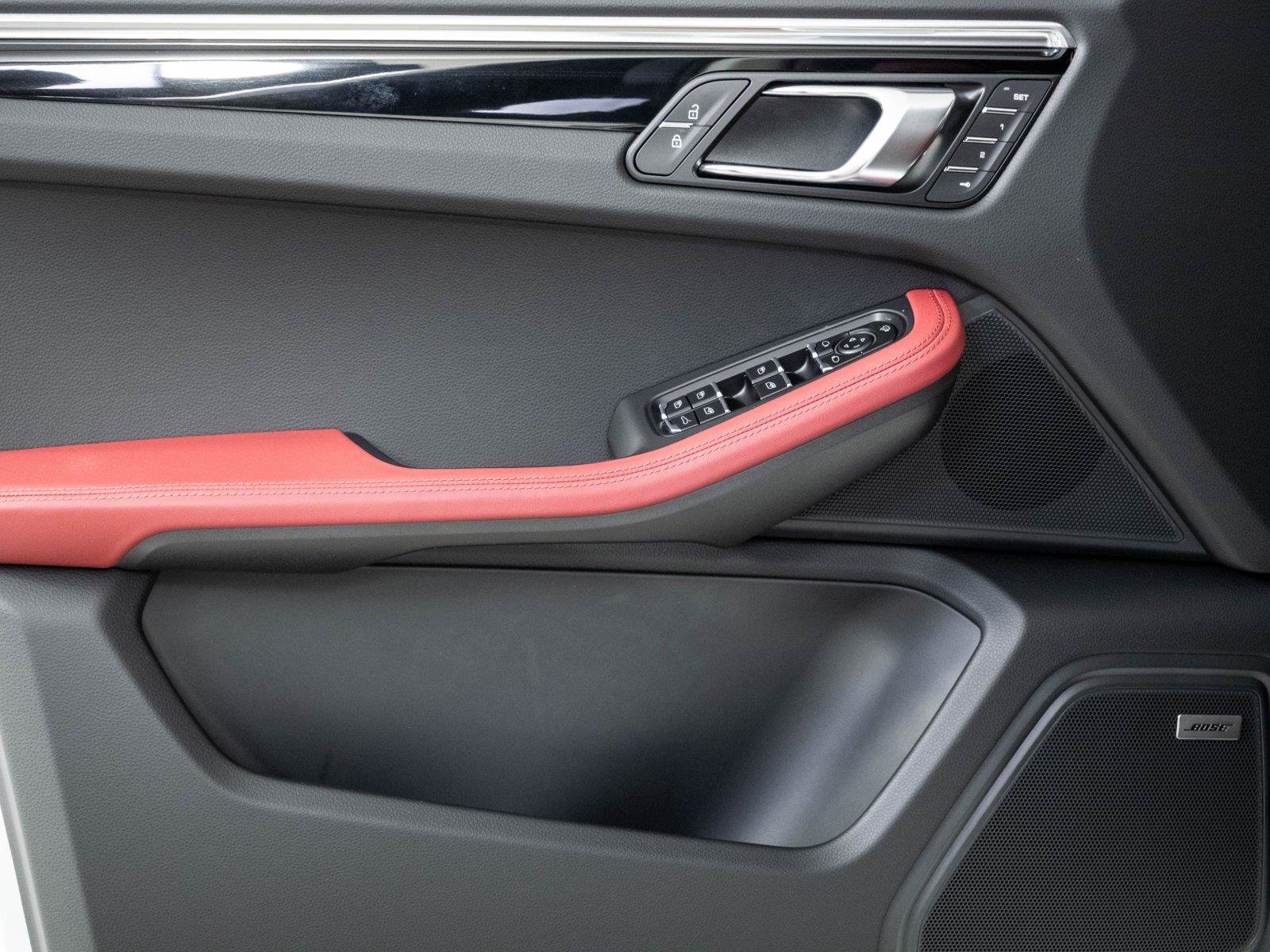 New 2026 Porsche Macan Turbo AWD/4WD image 6