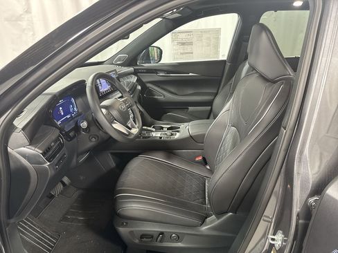 Certified 2025 INFINITI QX60 Autograph w/ Cargo Package image 14