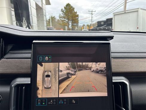 Certified 2026 GMC Acadia Denali w/ LPO, Floor Liner Package image 28