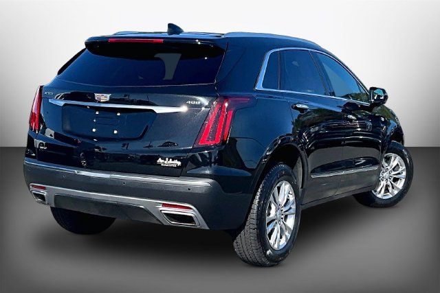 Used 2020 Cadillac XT5 Premium Luxury AWD/4WD image 2