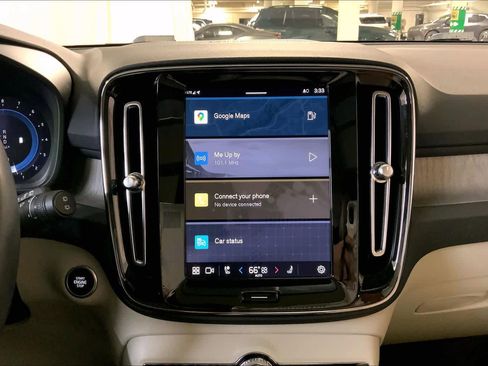 Used 2023 Volvo XC40 B5 Ultimate w/ Protection Package Premier image 36