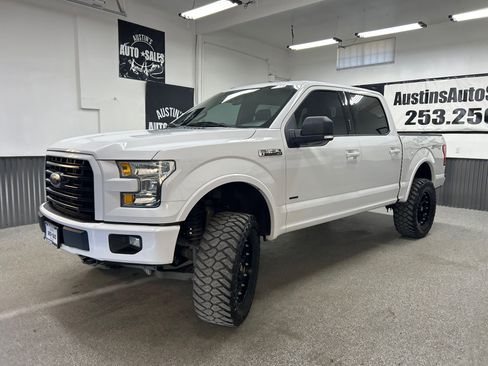 Used 2017 Ford F150 XLT w/ Equipment Group 301A Mid AWD/4WD image 3