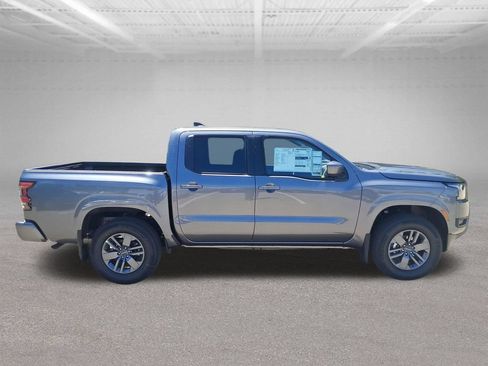 New 2026 Nissan Frontier SV w/ Tow Package AWD/4WD image 7