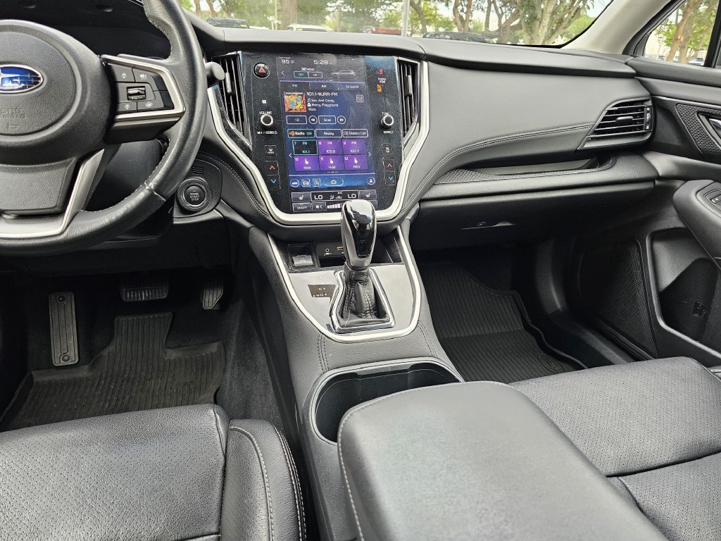Used 2022 Subaru Outback Premium AWD/4WD image 14