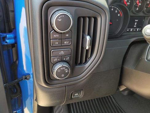 New 2025 Chevrolet Silverado 1500 Custom image 15