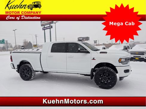 Used 2022 RAM 2500 Big Horn w/ Level C Equiment Group image 1
