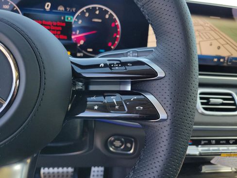 New 2026 Mercedes-Benz GLS 450 4MATIC image 34