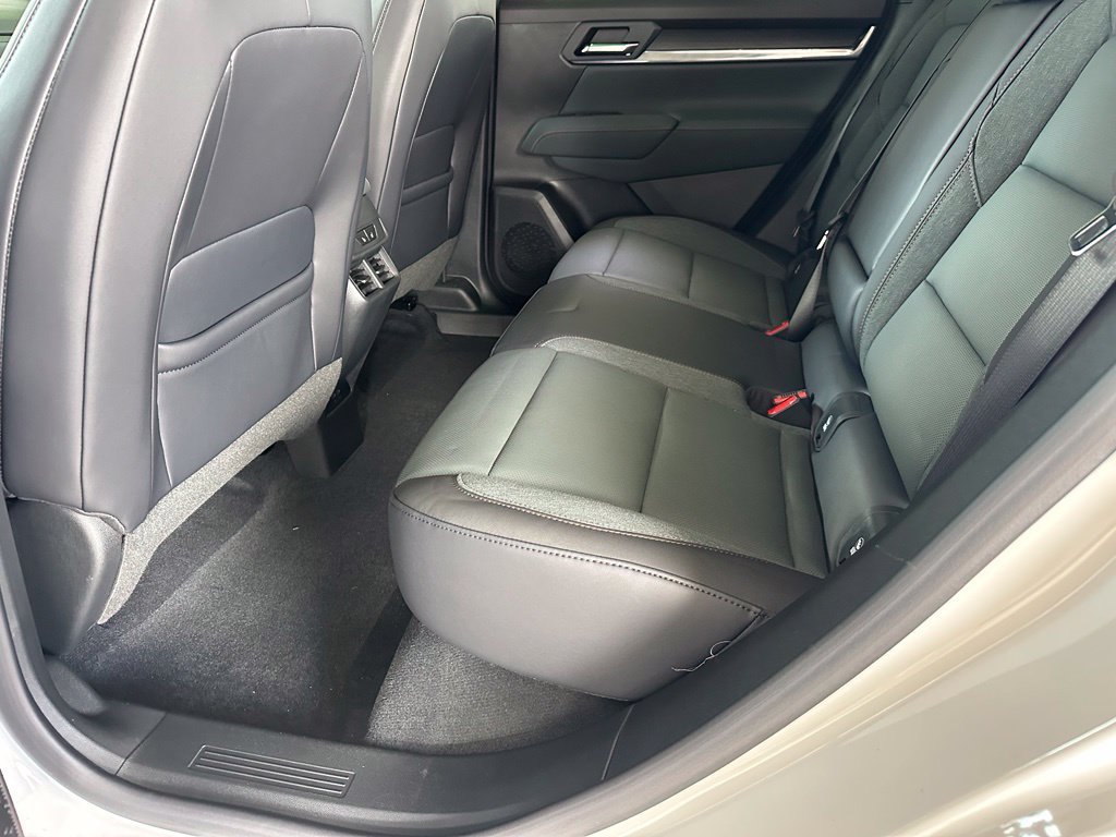 New 2027 GMC Terrain AT4 w/ Convenience Package III AWD/4WD image 29