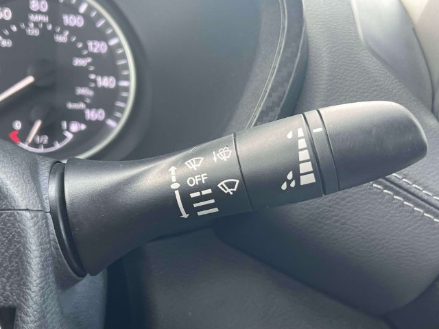 Used 2021 Nissan Sentra SV FWD image 23
