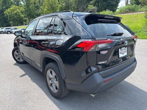 Used 2023 Toyota RAV4 LE image 6