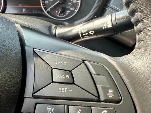 Used 2020 Nissan Sentra SV FWD image 21