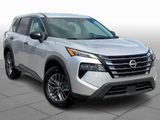 Used 2024 Nissan Rogue S image 2