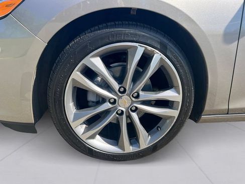 Used 2024 Chevrolet Malibu LT FWD image 9