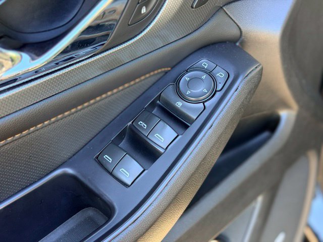 Used 2018 Chevrolet Traverse Premier AWD/4WD image 21