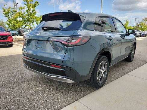 Used 2024 Honda HR-V EX-L image 6