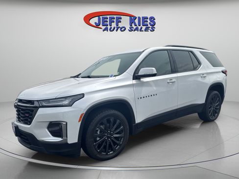 Used 2023 Chevrolet Traverse RS AWD/4WD image 1