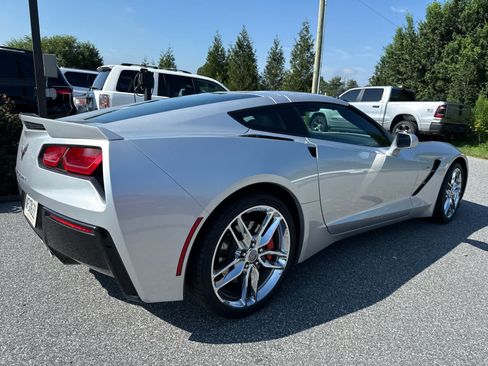 Used 2016 Chevrolet Corvette Stingray Coupe w/ 2LT Preferred Equipment Group RWD image 7