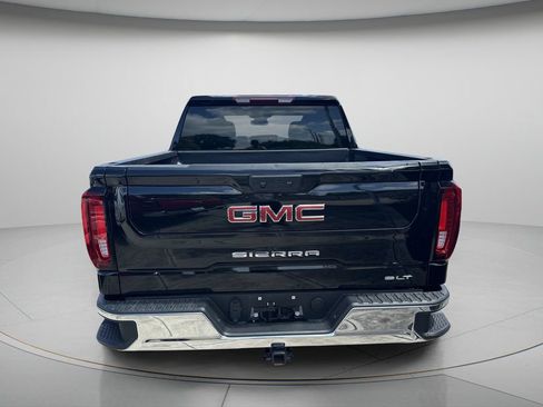 Used 2026 GMC Sierra 1500 SLT AWD/4WD image 6