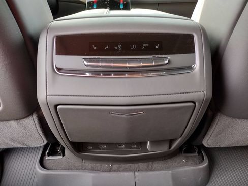 Used 2026 Cadillac Escalade Platinum Sport w/ LPO, Floor Liner Package AWD/4WD image 12