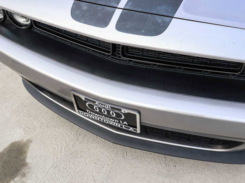 Used 2017 Dodge Challenger SXT w/ Blacktop Package image 8