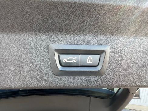 Used 2019 BMW X3 xDrive30i w/ Premium Package AWD/4WD image 34