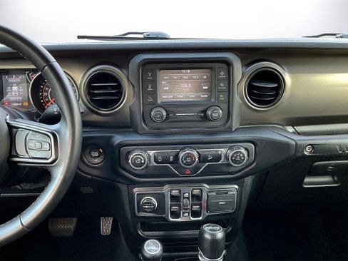 Used 2019 Jeep Wrangler Unlimited Sport S image 11