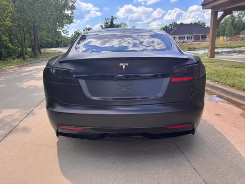 Used 2021 Tesla Model S Plaid AWD/4WD image 8