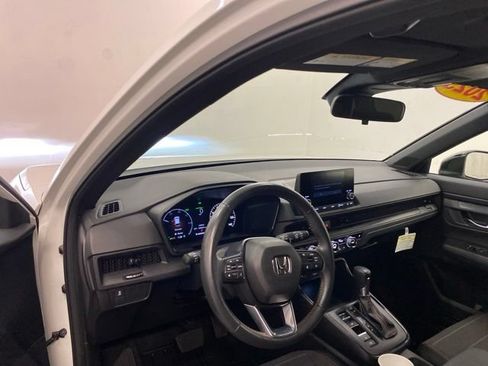 Used 2025 Honda CR-V Sport image 7