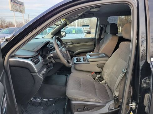 Used 2020 Chevrolet Tahoe 4WD w/ Remote Keyless Entry Package image 2