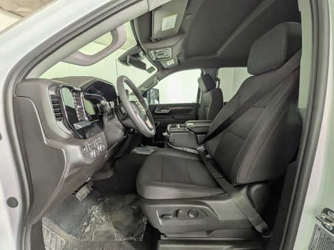 New 2026 GMC Sierra 2500 SLE w/ SLE Value Package; AWD/4WD image 16