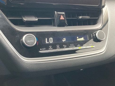Used 2024 Toyota Corolla LE FWD image 22