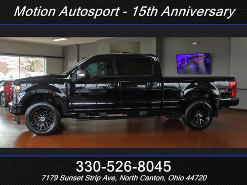 Used 2022 Ford F250 Lariat w/ Black Appearance Package AWD/4WD image 7