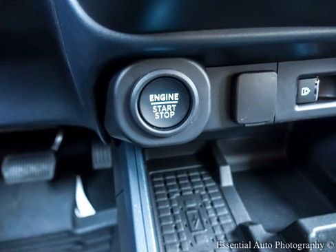 Used 2025 Ford Maverick Lobo image 23