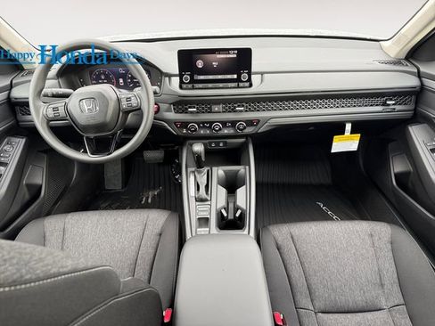 New 2025 Honda Accord SE image 4