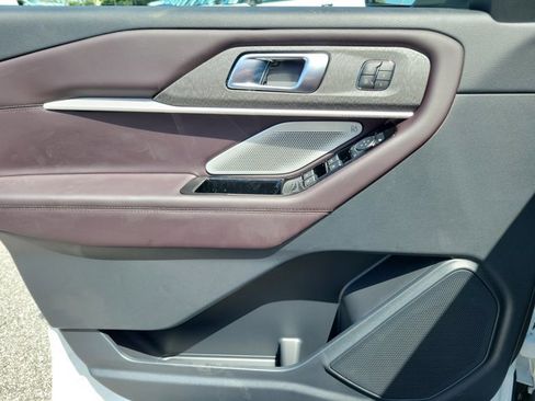 New 2026 Ford Explorer Platinum RWD image 24