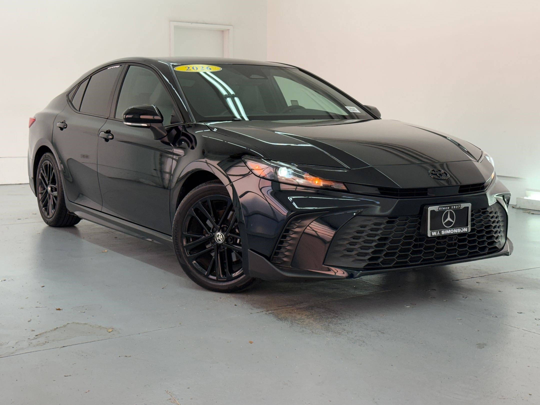Used 2026 Toyota Camry SE w/ Convenience Package FWD image 6