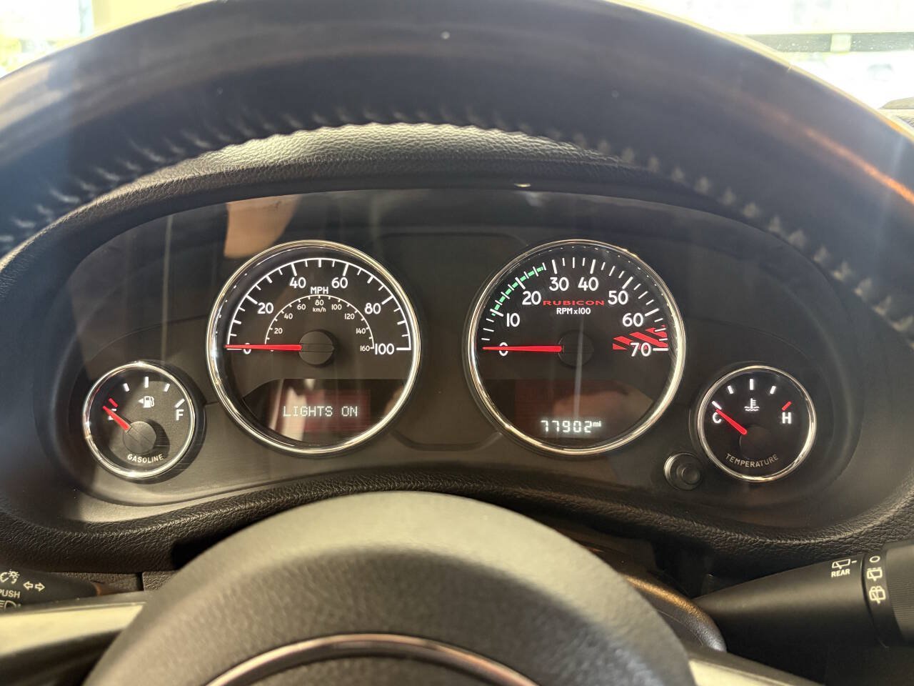 Used 2017 Jeep Wrangler Unlimited Rubicon AWD/4WD image 16