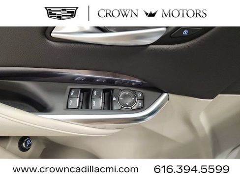 Certified 2023 Cadillac XT4 Luxury w/ Driver Awareness Package FWD image 19