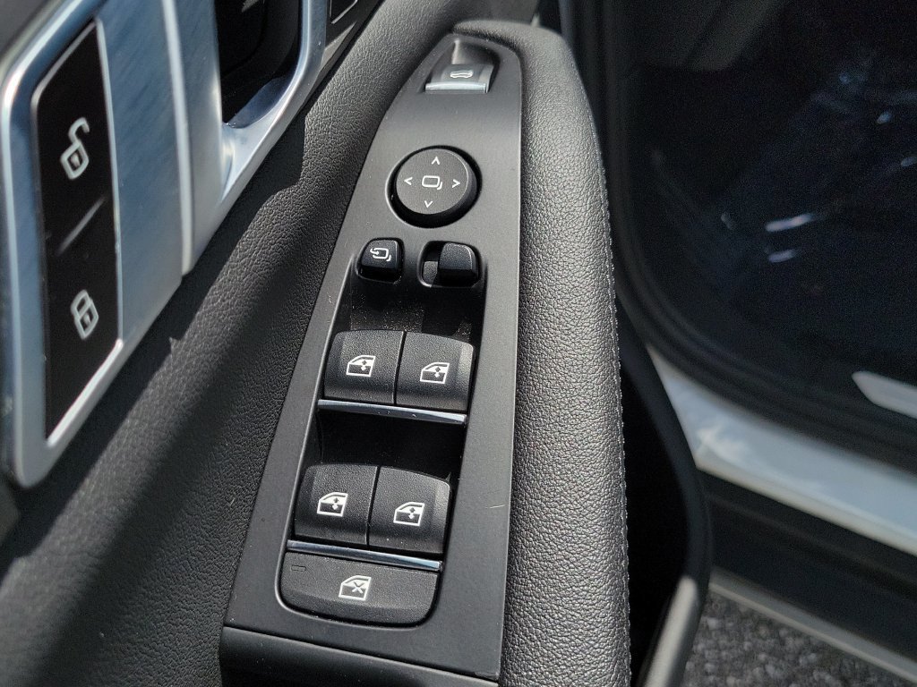 Used 2022 BMW X5 sDrive40i w/ Premium Package RWD image 21