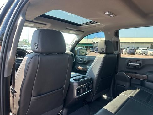 Used 2019 GMC Sierra 1500 Denali w/ Denali Ultimate Package AWD/4WD image 24
