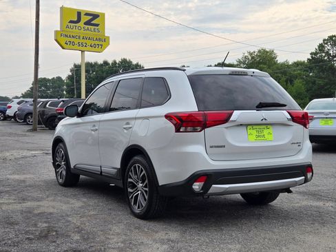 Used 2016 Mitsubishi Outlander SE FWD image 4