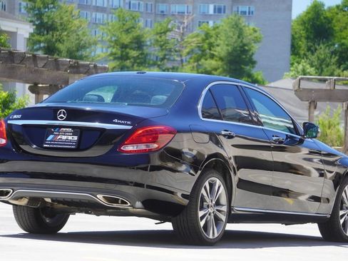Used 2018 Mercedes-Benz C 300 4MATIC Sedan image 15