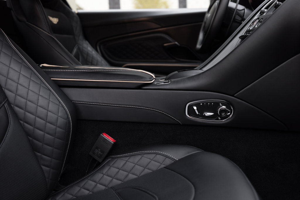 Used 2023 Aston Martin DBS Superleggera Volante RWD image 25