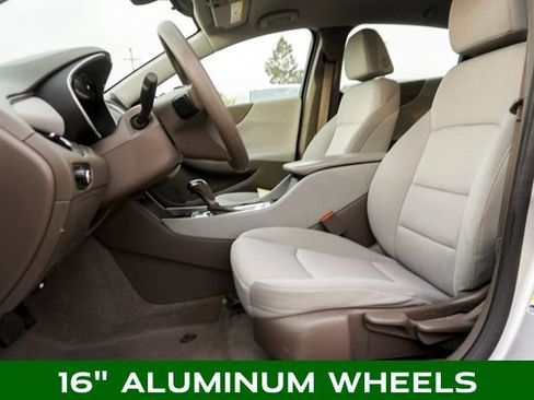 Used 2020 Chevrolet Malibu LS image 12
