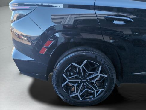 Used 2024 Hyundai Tucson N Line image 11