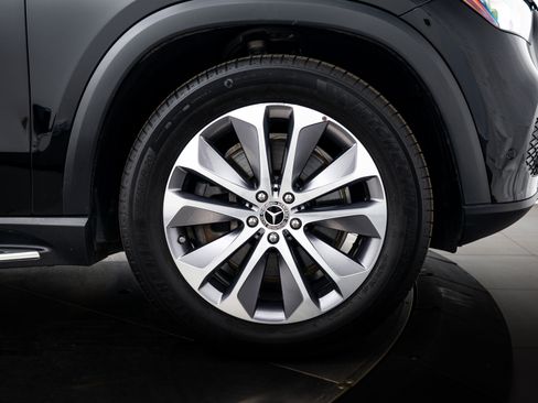 Used 2022 Mercedes-Benz GLE 450 4MATIC image 11