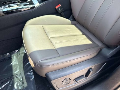 Certified 2025 Audi Q5 Premium w/ Convenience Package AWD/4WD image 19